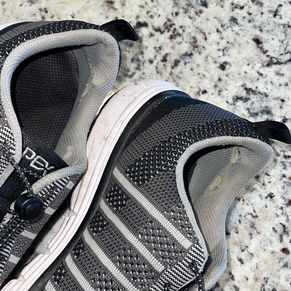 Apex Mens Bolt Striped Knit Low Top Sneakers Running Shoes Black Gray‎ Size 12.5 main image 6